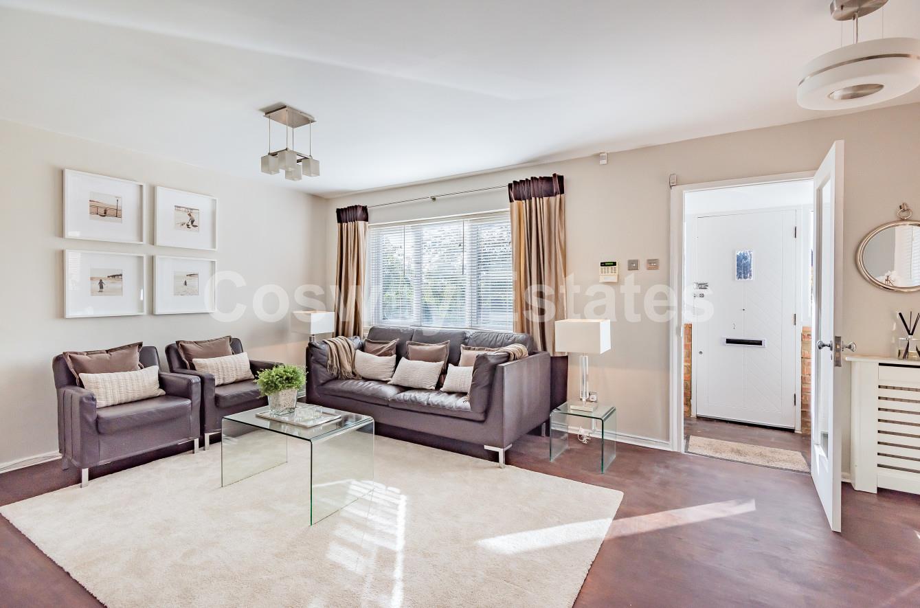 Worcester Crescent, Mill Hill